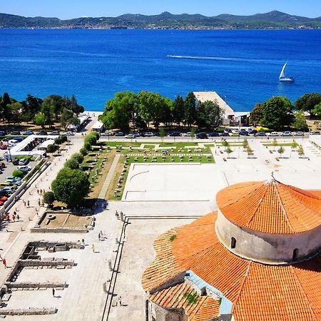 Gallery Rooms With Parking Zadar Exterior photo